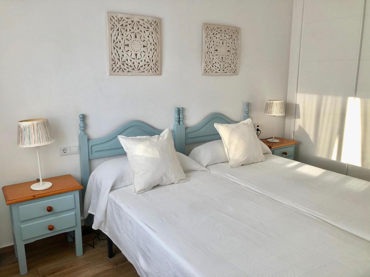 Edf. Gaviota 3º2 Apartman Nerja Kültér fotó